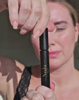 NoJu Serum-beriget Mascara – pleje og volumen i ét